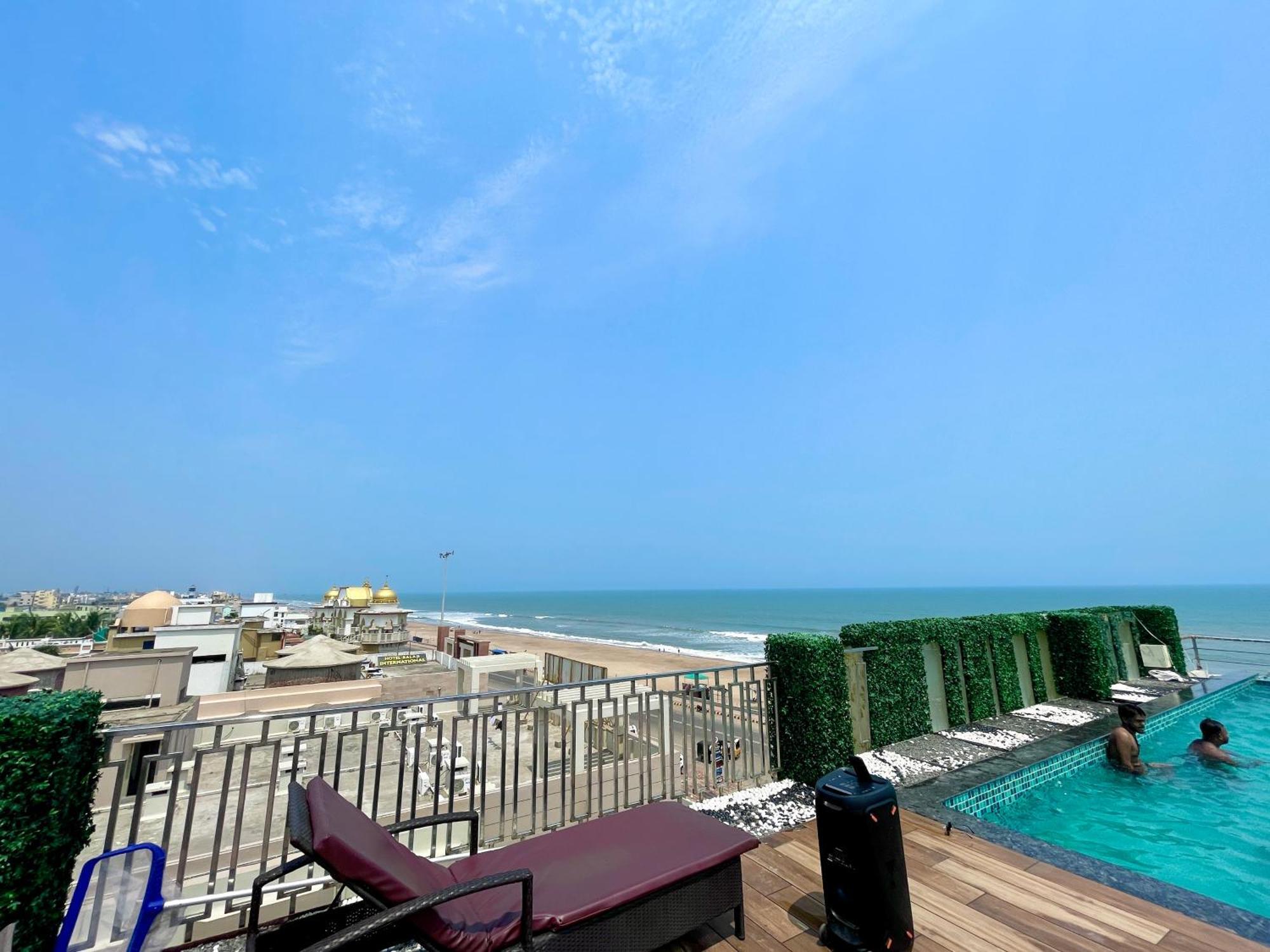 Hotel Tbs In ปูรี ภายนอก รูปภาพ